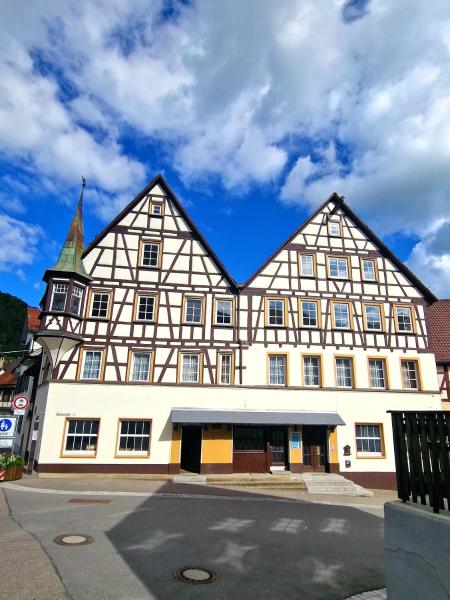 Zur Schönen Lau- Monteurzimmer, Réserver   