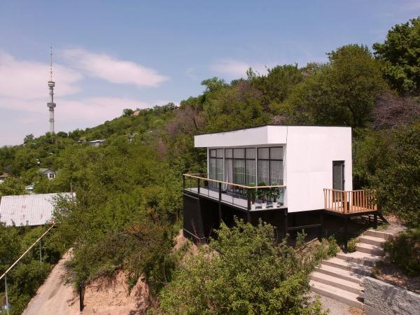Домик 1 Kok Tobe Village, Buchen Sie  Almaty Kasachstan
