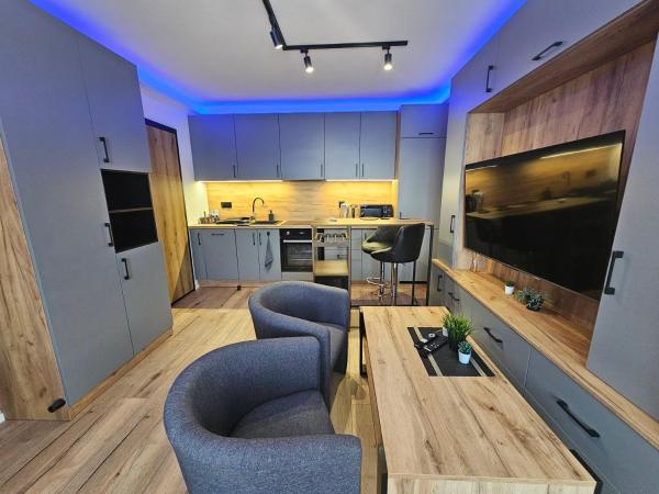 Handy Apartamenty - Mieszkania na Doby w Centrum Rzeszowa, Réserver  Hôtels à Basses-Carpates avec parking, Parking