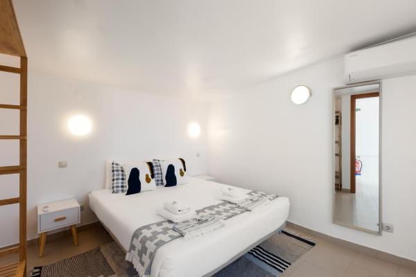 Best Houses 76 - Best Village I, Book  Peniche 