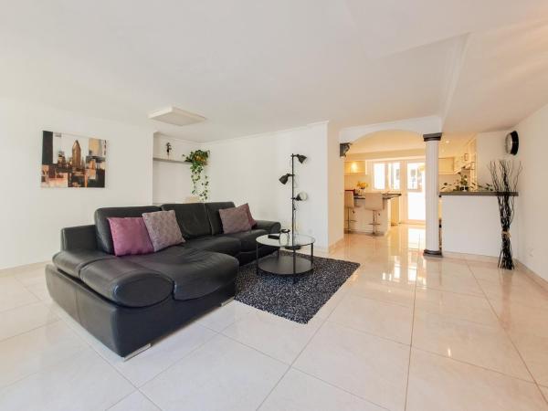 Spacious modern apartment in peacefull Las Coloradas, close to Papagayo Beaches, Prenota Appartamento Playa Blanca 