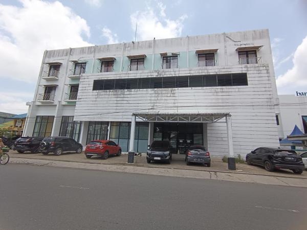 OYO 93123 Wisma Hamalau SyariahNearPulau Bromo Pedestrian Bridge, Reserva ahora  Hoteles en Kalimantan con aparcamiento, Aparcamiento
