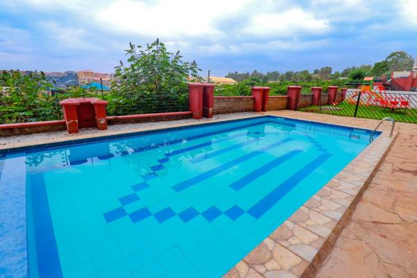 One bed airbnb with pool by Omuts, Buchen Sie  Kiambu Central