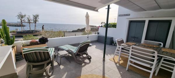 Oceanfront Villa - Tenerife South, Buchen Sie  Hotels mit Pool in Teneriffa, Schwimmbad