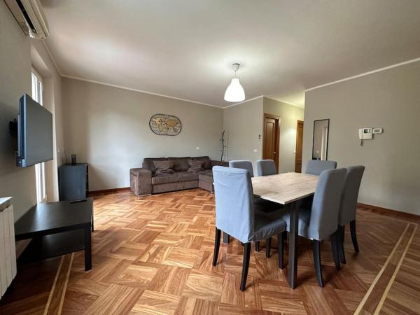 Nicola Apartment, Réserver Appartement Hôtels à Lucques avec parking, Parking