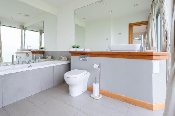 Esk, Buchen Sie  Hotels in Perthshire mit Pool, Schwimmbad