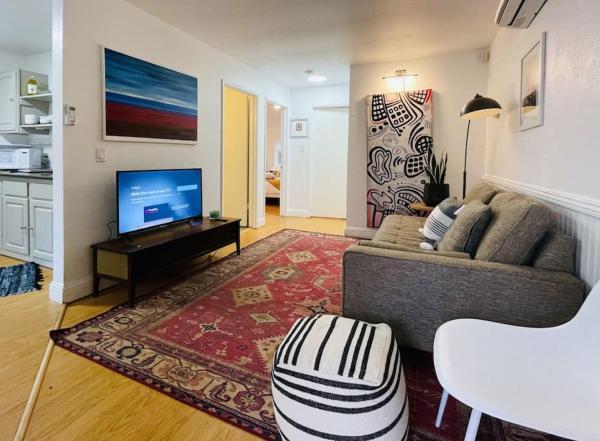 Artists retreat near the heart of the city, Prenota  Downtown Sacramento Sacramento