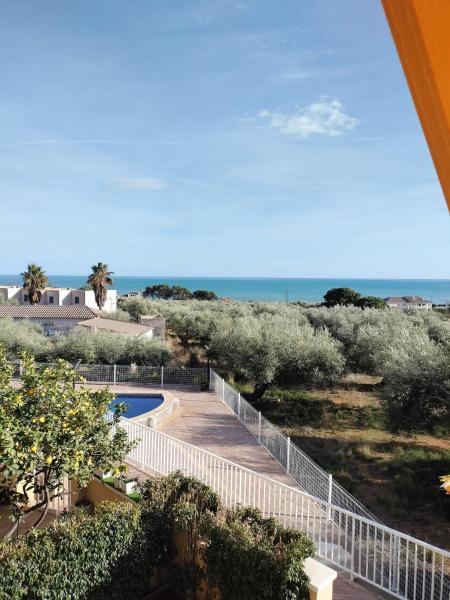 Villazen, Buchen Sie  Hotels in Ebrodelta mit Pool, Schwimmbad