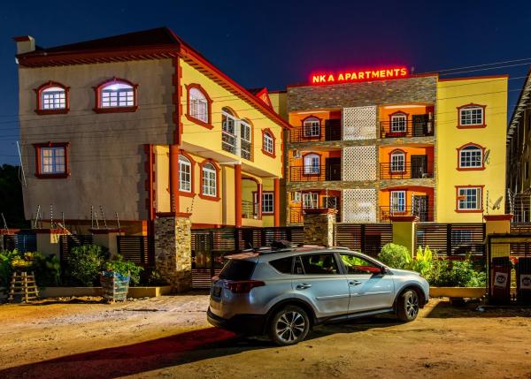 NKA Properties, Reserva ahora  Hoteles en Gran Acra con aparcamiento, Aparcamiento
