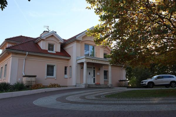 Rezydencja Pod Platanem, Reserva ahora Agroturismo Smardzowice Pequeña Polonia