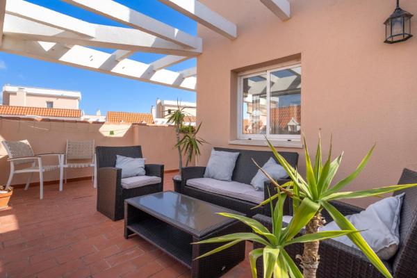 28 Rooftop apartment close to the beach Sabinillas, Prenota Appartamento San Luis de Sabinillas Costa del Sol