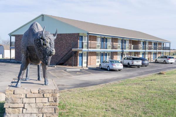 Lebo Inn