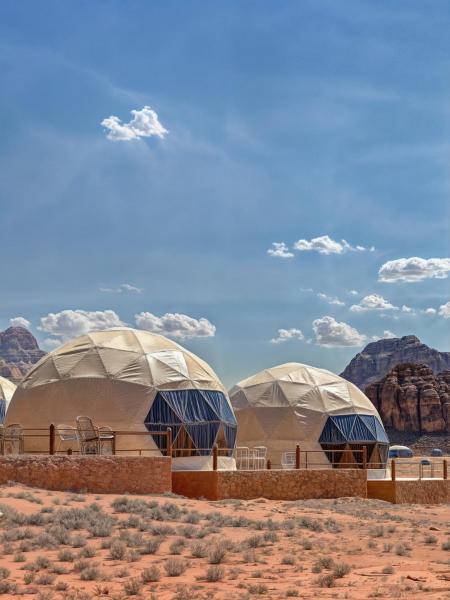 Red Desert Camp, Buchen Sie  Wadi Rum Akaba