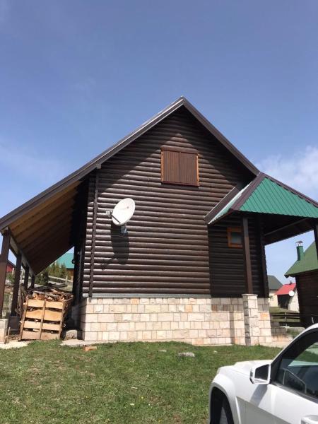 Durmitorska kuća, Prenota  Žabljak 