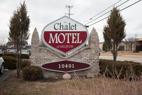 The Chalet Motel, Buchen Sie Chalet Mequon Wisconsin