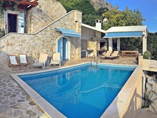 Holiday Home Juraj by Interhome, Book Hotel Hotels in Jesenice with a Pool, Swimming Pool