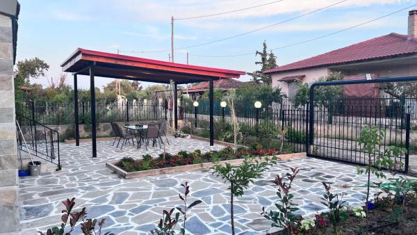 Beach Getaway, Prenota  Hotel a Macedonia con parcheggio, Parcheggio