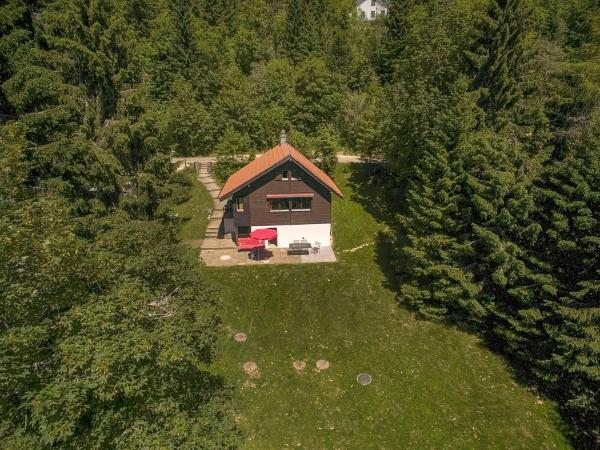 Chalet Chalet de la Vue des Alpes by Interhome
