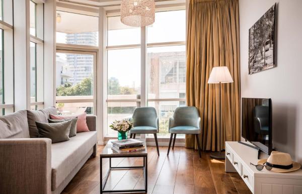 Dizengoff Suites Hotel