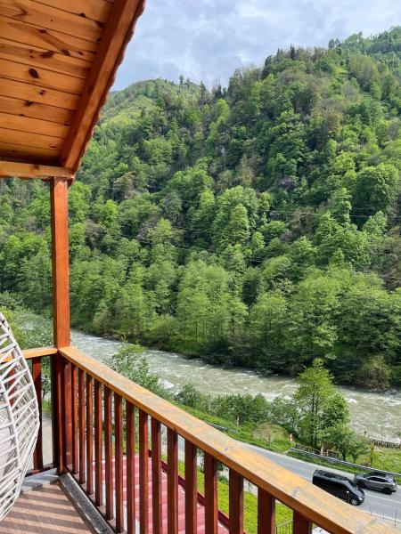 Mapi Bungalow River View, Réserver  Hôtels à Rize avec parking, Parking