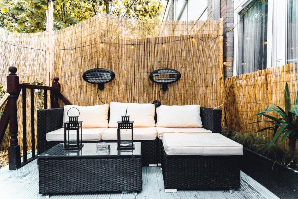 RelaxHaus! 3BR Garden Retreat with 2 Saunas, Hot Tub and Cinema, Buchen Sie  Beste Wellnesshotels in England, SPA