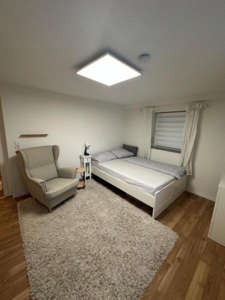Zentrales & ruhiges Appartment, Book  Bavaria Hotels with a Parking, Parking