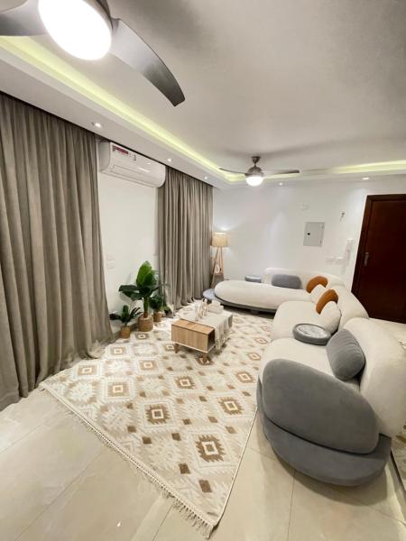 Cozy Studio for rent in Taj City, Prenota  Hotel con piscina a Cairo Governorate, Piscina