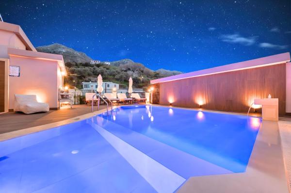 Petroktisto Luxury Villa Pool & Heated Jaccuzzi, Buchen Sie  Miriokéfala Kreta