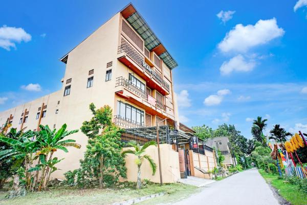 Dancenter SeanS Residence Mansyur Near Universitas Sumatra Utara USU, Reserva ahora  Hoteles en Sumatra con aparcamiento, Aparcamiento