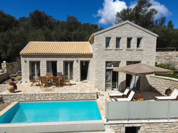 Villa Iliana, Book  Hotels in Paxoi with a Pool, Swimming Pool