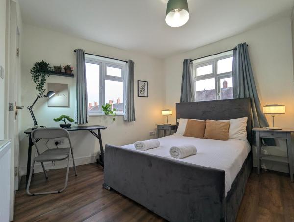 2 Ensuite Bedroom House Near Centre Free Parking, Buchen Sie  York North Yorkshire