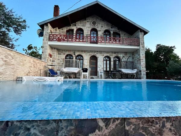 Detached Stone Villa with Pool Sleeps 9, Book  Hotels in Burhaniye with a Pool, Swimming Pool