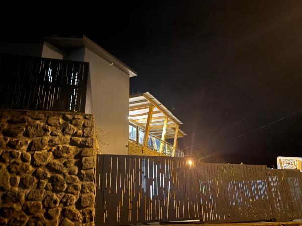 Villa DELTA, Reserva ahora  Hoteles con piscina en Saint-Denis, Piscina
