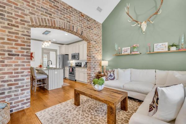 Cowbell Cottage, Buchen Sie  Hotels in Mississippi mit Parkplatz, Parkplätze