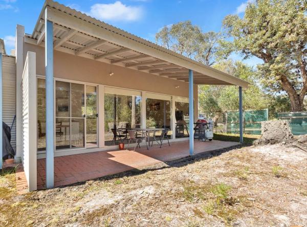 Ivanhoe - Waterfront Retreat, Prenota  Goon Nure Victoria