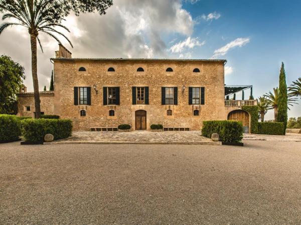 Villa in Ibiza near Cala Bassa Beach, Prenota  Hotel a Ibiza con parcheggio, Parcheggio