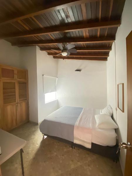 Residencia Dual Retiro Urbano, Réserver  Hôtels à Envigado avec parking, Parking