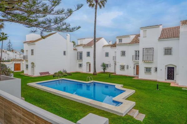 Casabel Beach Villa Playa Alicate Marbella, Prenota  Marbella Costa del Sol