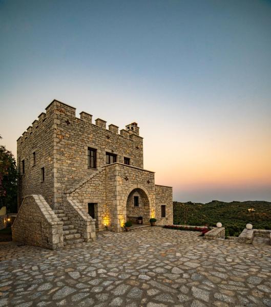 Cassiopeias Castle, Prenota Villa Hotel a Peloponneso con piscina, Piscina
