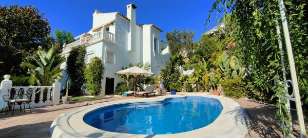 Villa Marbella Piscine - excellent quartier, Prenota  Marbella Costa del Sol