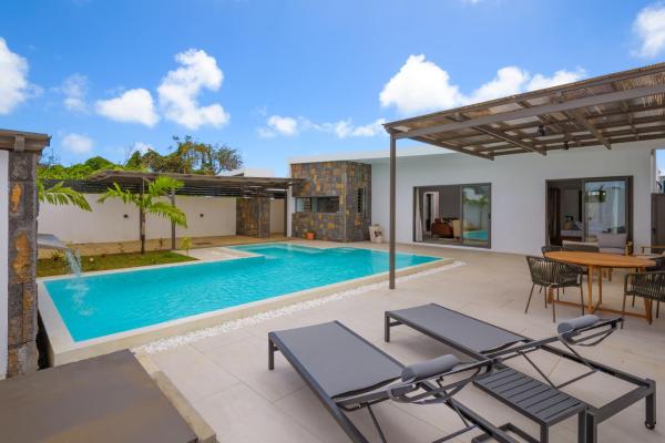 Villa Magnolia, 3bedrooms, private pool, in Grand Baie center, Prenota  Hotel con piscina a Mauritius Costa Nord, Piscina
