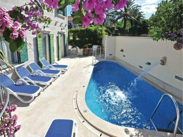 Villa with 5 bedrooms, Prenota  Hotel con piscina a Croatian Islands, Piscina