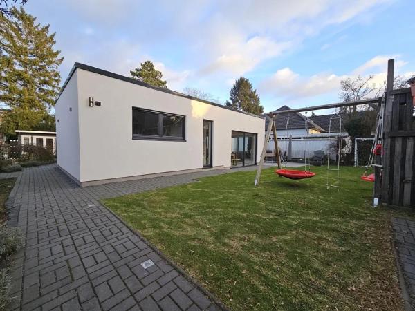 Stylisch Villa in Hannover Isernhagen, Réserver  Hôtels à Hanovre avec parking, Parking