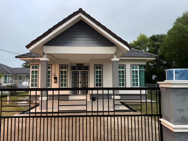 ANJUNG SARA Homestay, Prenota  Pasir Puteh Kelantan