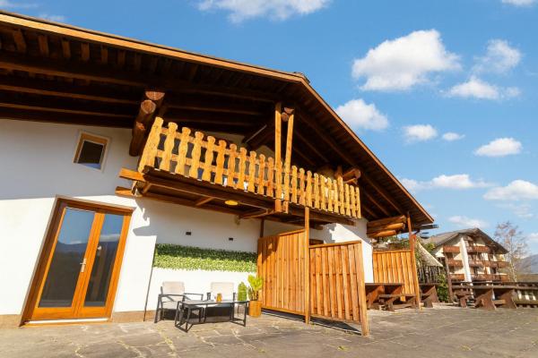Zentrale Ferienwohnung, Reserva ahora  Hoteles en Grisones con aparcamiento, Aparcamiento