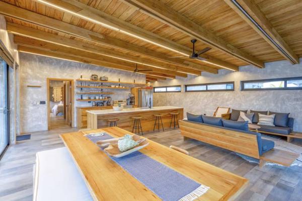 Seabird - Villa 12, Buchen Sie  Hotels mit Pool in Stann Creek, Schwimmbad