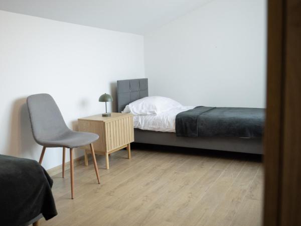 Pokoje Paderewskiego 34, Reserva ahora  Hoteles en Pomerania con aparcamiento, Aparcamiento