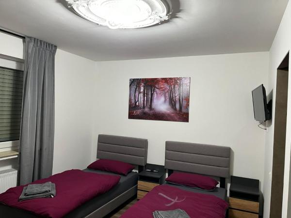 HausOase Zimmervermietung Gergert, Book  Bavaria Hotels with a Parking, Parking