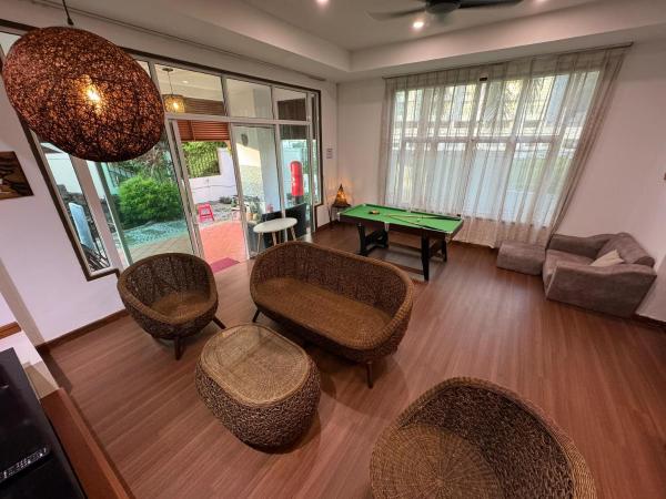 Batu feringhi Miami beach Miami villa, Buchen Sie  Batu Ferringhi Penang