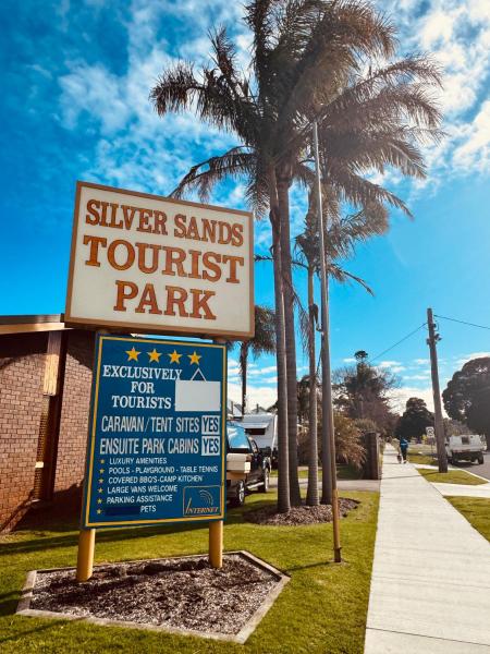 Silver Sands Tourist Park, Buchen Sie  Lakes Entrance 
